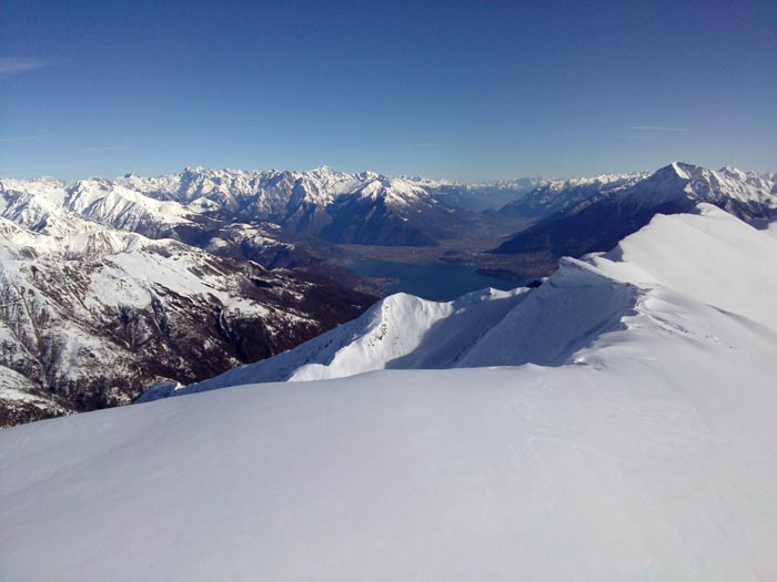 scialpinismo alla cima pianchette e lago di como